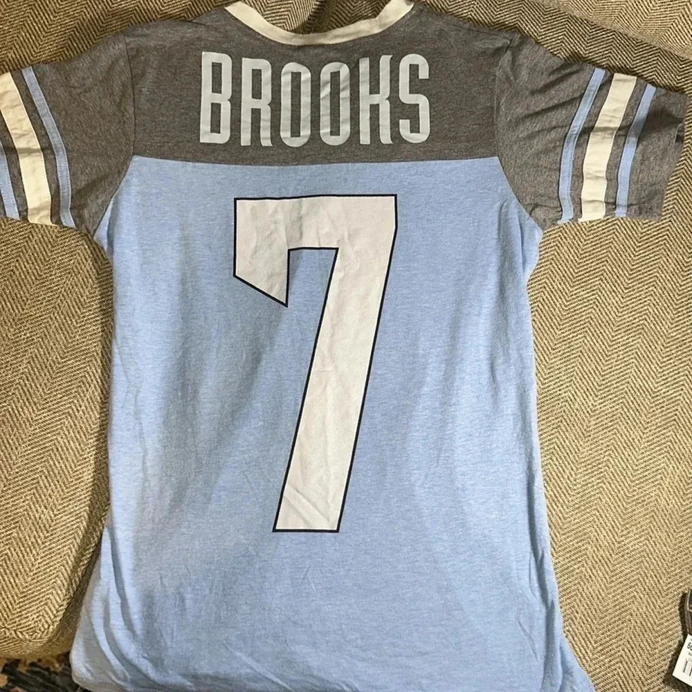 GARTH BROOKS ‼️OFFICIAL MERCH‼️ v-neck blue short sleeve t-shirt concert tour M